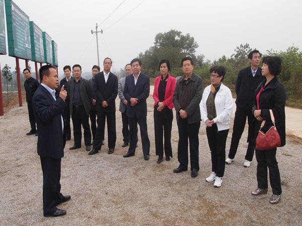 市委领导来广义茶文化生态园视察红茶产业发展